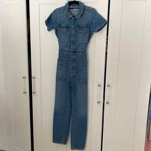 Good American denim jumpsuit. Size 0.